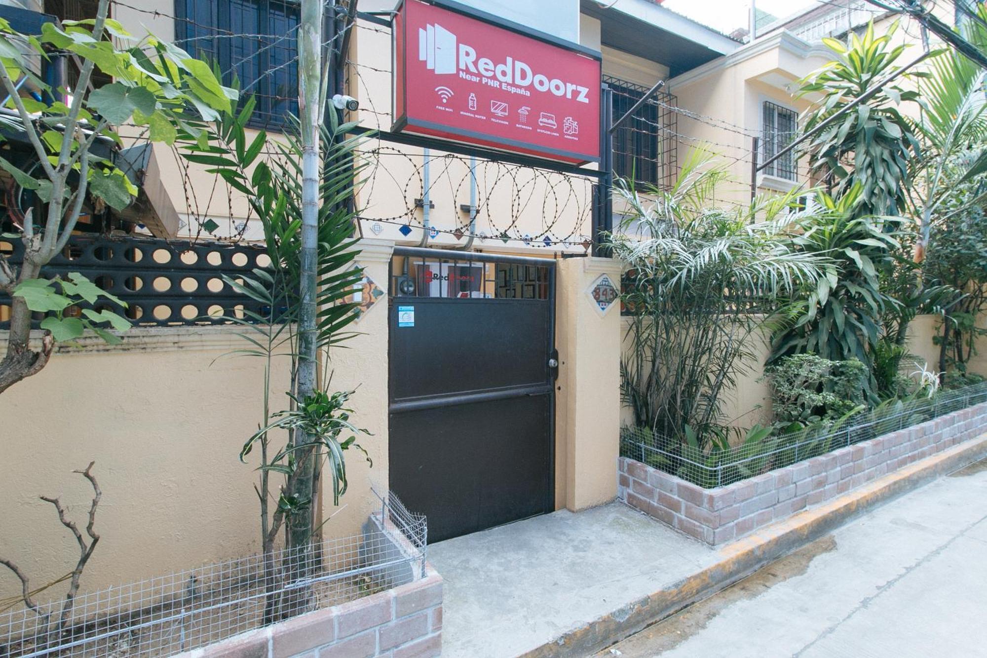 מנילה Reddoorz Near Pnr Espana Station מראה חיצוני תמונה